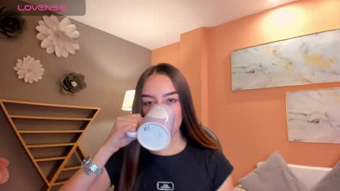 Kaia Ferreira online show from 27, 1, 2025