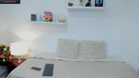 Snapshot of kailua_rose chatting on 15, 2, 2025 KailuaRose online show from 15, 2, 2025