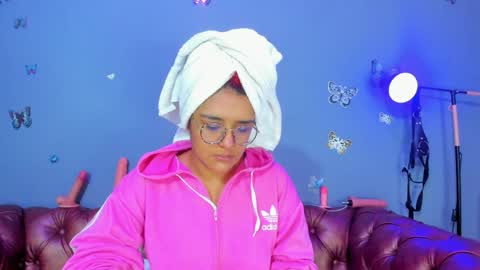 kaira_mosse_ online show from 19, 4, 2026