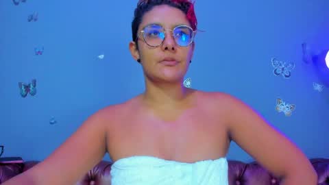 kaira_mosse_ online show from 28, 4, 2026