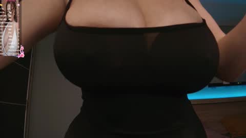 Snapshot of kairafantasy chatting on 3, 2, 2025 Kairafantasy online show from 3, 2, 2025