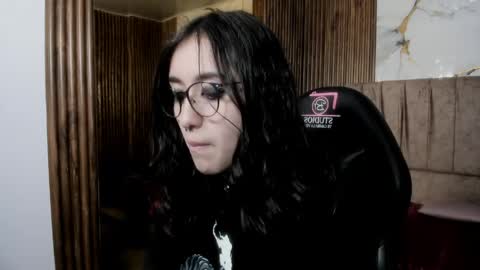 Snapshot of kairy_tay chatting on 12, 5, 2026 Kairy online show from 12, 5, 2026