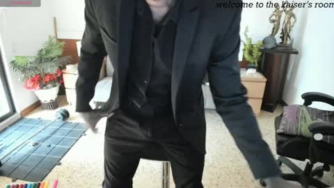 kaiser679 online show from 15, 4, 2026