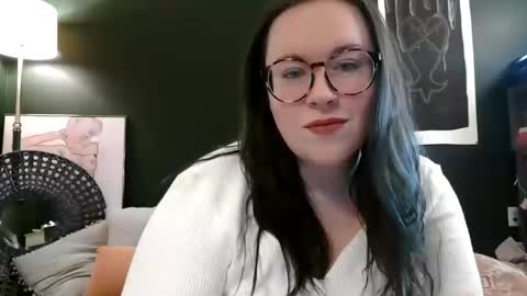 kaitrosss online show from 2, 4, 2026