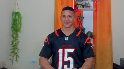 kale thomson online show from 13, 2, 2025