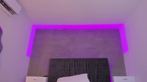 Carolina   online show from 3, 2, 2025