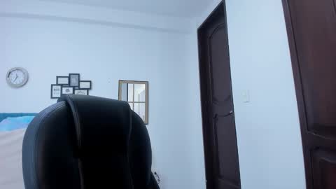 Kamilalopez online show from 1, 2, 2026