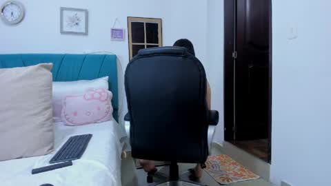 Kamilalopez online show from 26, 4, 2026