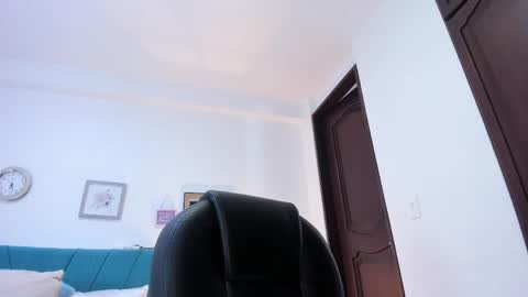 Kamilalopez online show from 6, 6, 2026