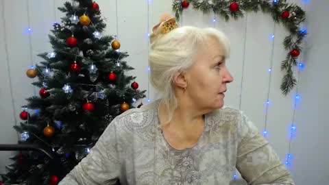 Snapshot of kamaliasim chatting on 1, 12, 2024 KamaliaSim online show from 1, 12, 2024