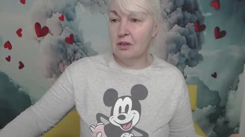 Snapshot of kamaliasim chatting on 2, 2, 2025 KamaliaSim online show from 2, 2, 2025