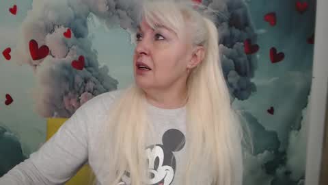 Snapshot of kamaliasim chatting on 15, 2, 2025 KamaliaSim online show from 15, 2, 2025