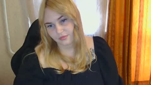 KamilaBlonde online show from 28, 7, 2026