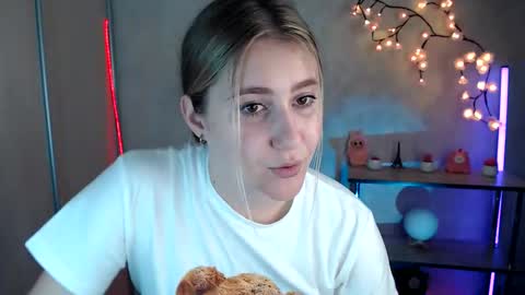 Snapshot of kamilla_love_ chatting on 11, 6, 2026 kamilla_love_ online show from 11, 6, 2026