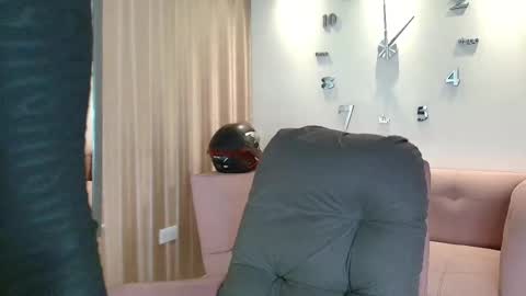 Snapshot of kamy_glam chatting on 8, 2, 2026 KAMY online show from 8, 2, 2026