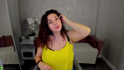 Snapshot of kandy_balls chatting on 12, 11, 2025 kandy_balls online show from 12, 11, 2025