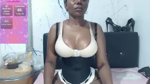 Paola online show from 12, 4, 2026