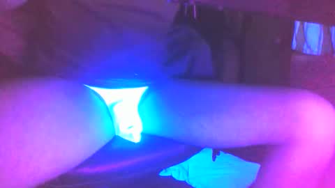 Snapshot of kangslang chatting on 4, 12, 2025 KANGKHLOE online show from 4, 12, 2025