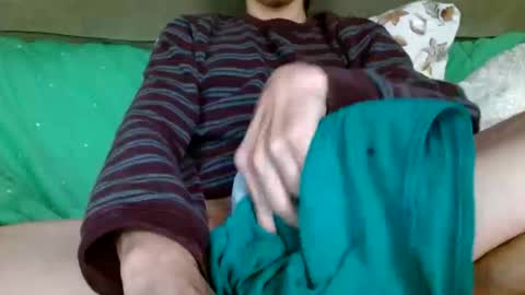 Snapshot of kaonashi69 chatting on 12, 10, 2025 kaonashi69 online show from 12, 10, 2025