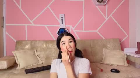 kaoriille online show from 21, 2, 2025