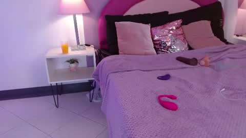 kaoryy_1 online show from 10, 6, 2026