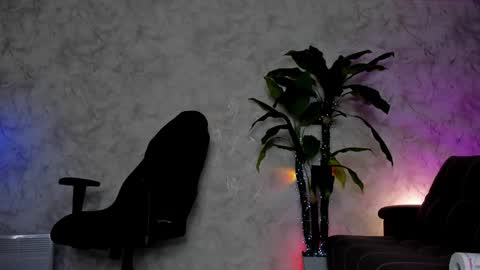 Emma online show from 5, 11, 2025