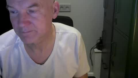 Snapshot of kapitein_rob chatting on 2, 2, 2025 Robbie online show from 2, 2, 2025