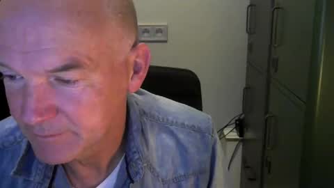 Snapshot of kapitein_rob chatting on 11, 9, 2025 Robbie online show from 11, 9, 2025