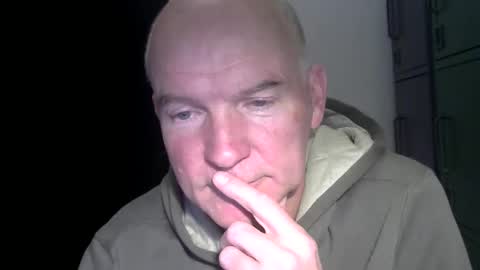 Snapshot of kapitein_rob chatting on 14, 11, 2025 Robbie online show from 14, 11, 2025