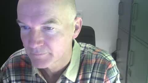 Snapshot of kapitein_rob chatting on 21, 12, 2025 Robbie online show from 21, 12, 2025