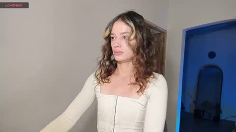 Karen Arango online show from 18, 7, 2026