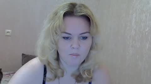 karennelsonx online show from 4, 3, 2025