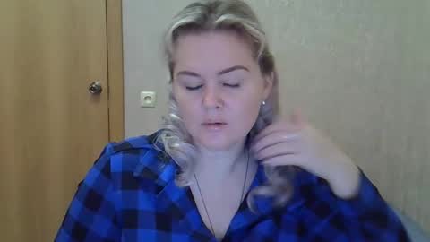 karennelsonx online show from 11, 3, 2026