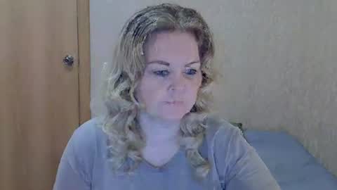 karennelsonx online show from 29, 7, 2026