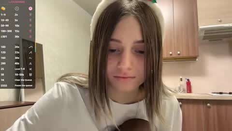 May online show from 18, 12, 2025