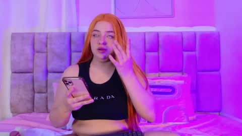 Snapshot of kariina_wong chatting on 27, 11, 2025 kariina_wong online show from 27, 11, 2025