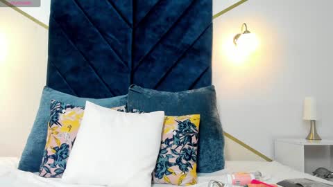 Karina online show from 10, 12, 2024