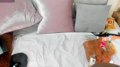 Karina online show from 6, 1, 2025