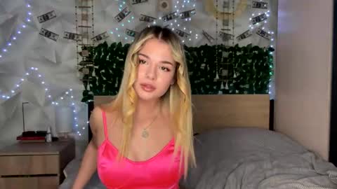 Karina online show from 28, 4, 2026
