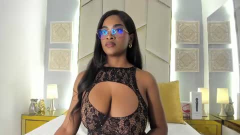 karinaacox online show from 28, 7, 2026
