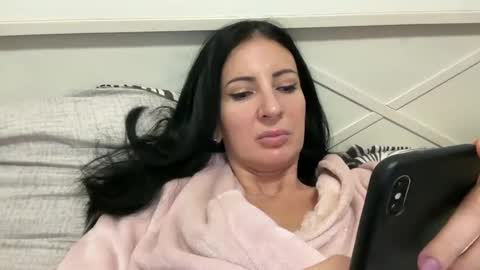 Karina online show from 1, 1, 2025