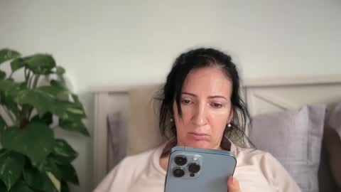 Karina online show from 4, 2, 2025