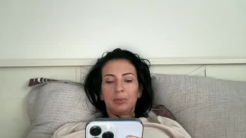 Karina online show from 14, 2, 2025