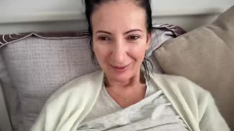 Karina online show from 18, 2, 2025