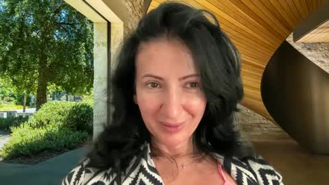 Karina online show from 21, 2, 2025