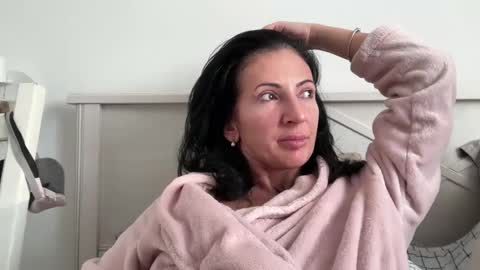 Karina online show from 23, 2, 2025