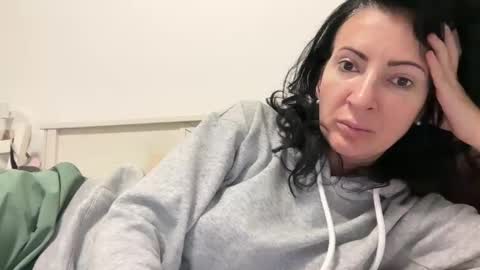 Karina online show from 25, 2, 2025