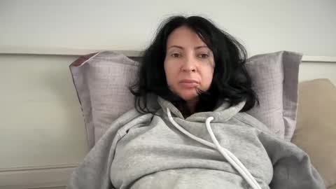 Karina online show from 2, 3, 2025