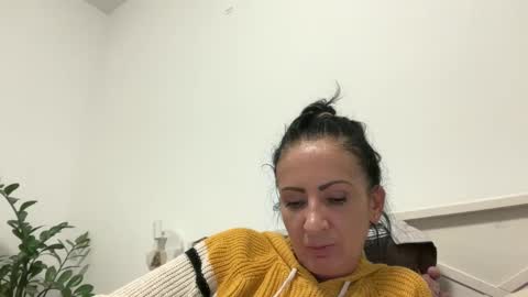 Snapshot of karinablair chatting on 22, 12, 2025 Karina online show from 22, 12, 2025