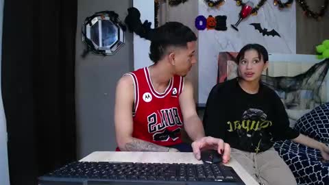 KARLA Y KALVIN online show from 31, 10, 2025